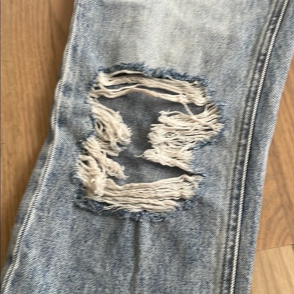 Vervet Women’s Blue Flare Wide Leg Jeans with Distressed Details Size 25 - Picture 6 of 9